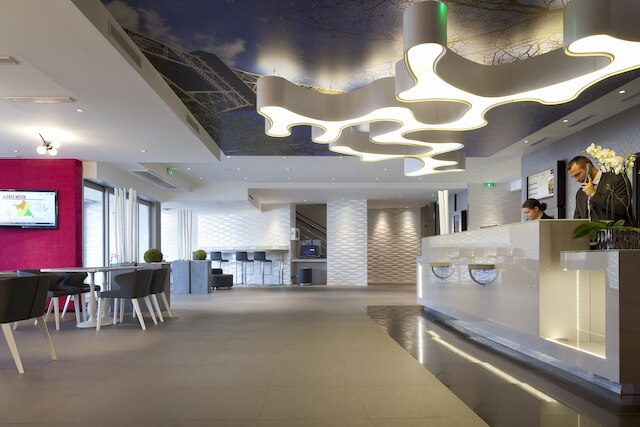 メルキュール パリ ヴォージラール ポルト ドゥ ベルサイユ