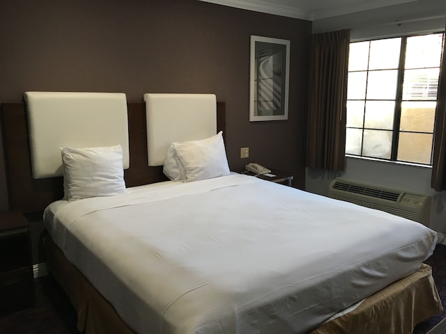 ホテル パシフィック マンハッタン ビーチ