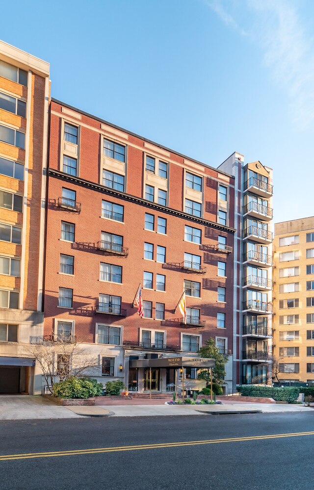 ウェスト エンド ワシントン DC、タペストリー コレクション バイ ヒルトン