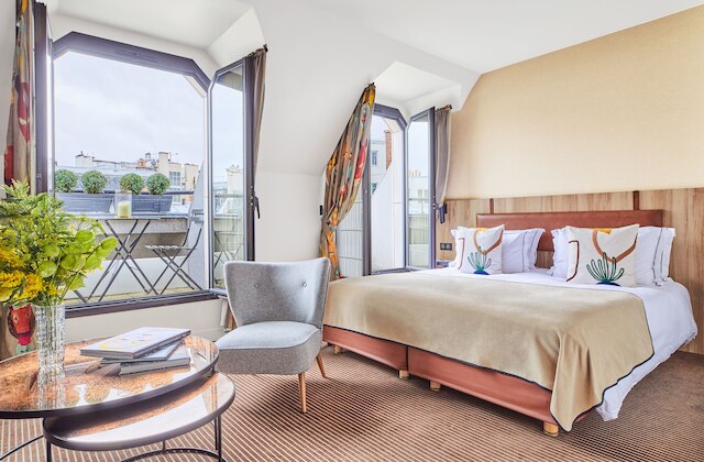 プラザ ツアー エッフェル ホテル