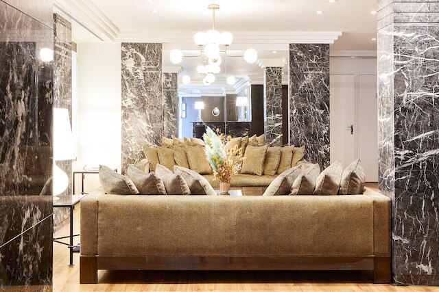 プラザ ツアー エッフェル ホテル