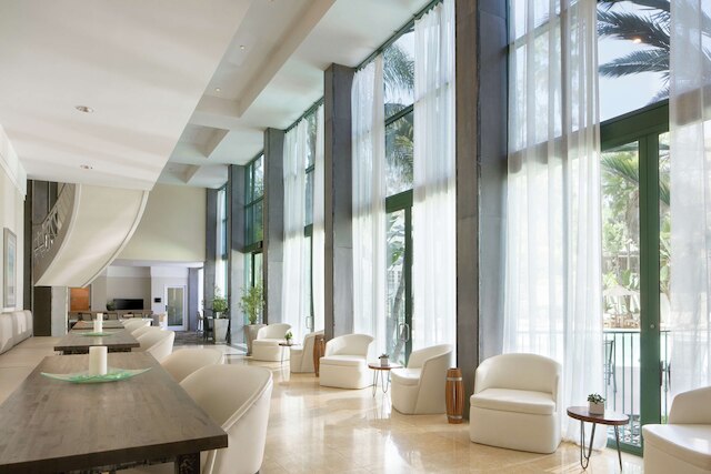 ダブルツリー バイ ヒルトン サン ディエゴ - ホテル サークル