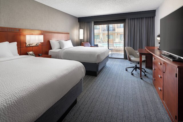 コートヤード・バイ・マリオット・ロサンゼルス・トーランス / パロス・ベルデス