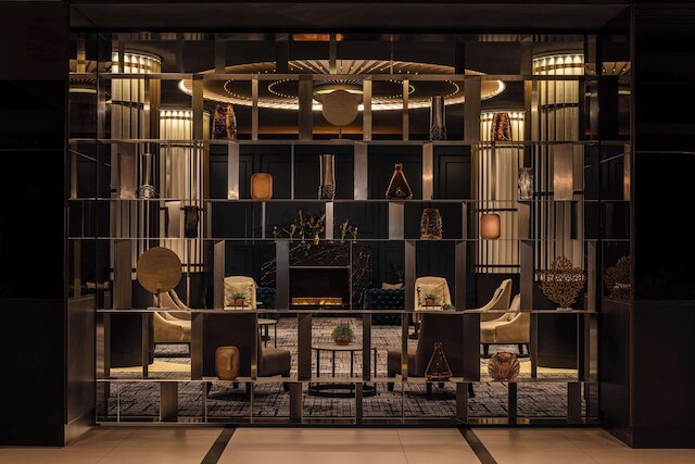 アナンタラ グランド ホテル クラスナポルスキー アムステルダム