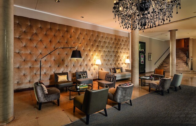 ホテル マキシミリアンズ