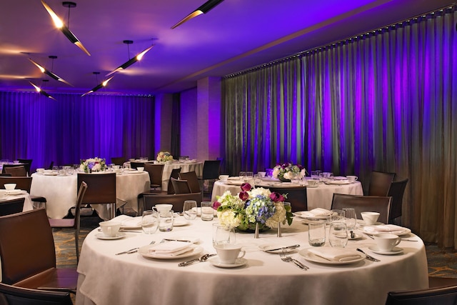 W ロサンゼルス - ウエスト ビバリー ヒルズ