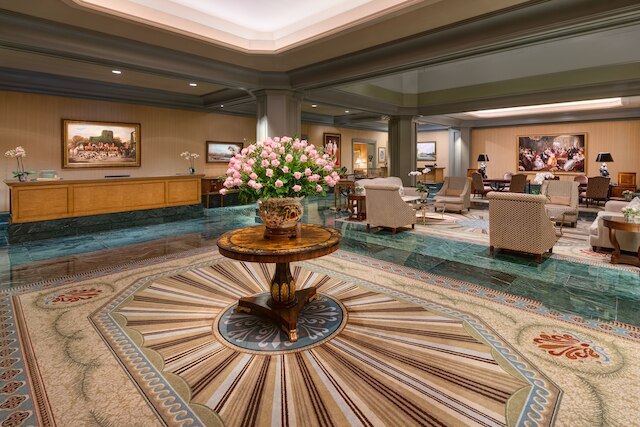 ザ ウィンザー コート