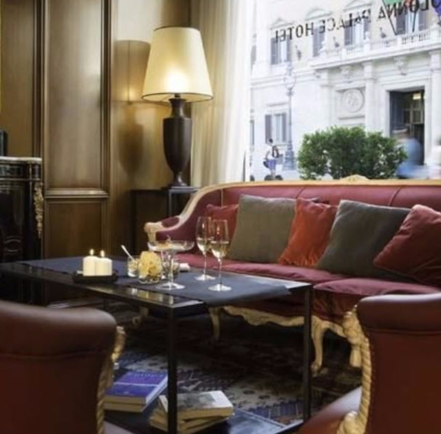 コロンナ パレス ホテル