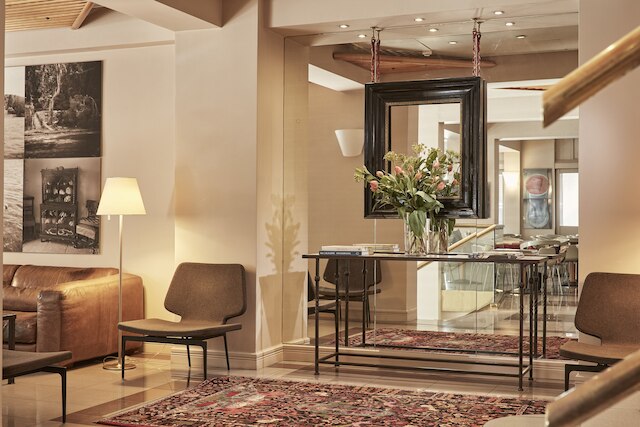 フィリポス ホテル