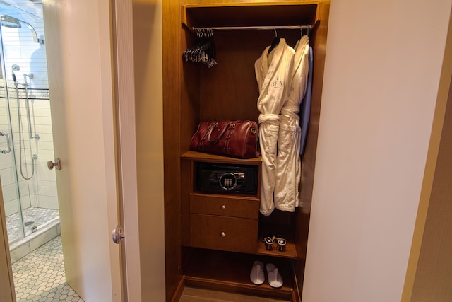 ザ エブリン ホテル