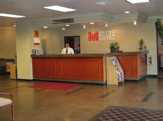 メトロ プラザ ホテル