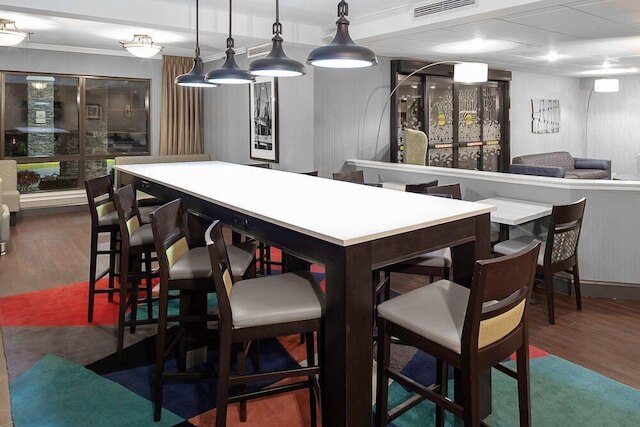 ホリデイ イン エクスプレス ニューアーク エアポート エリザベス by IHG