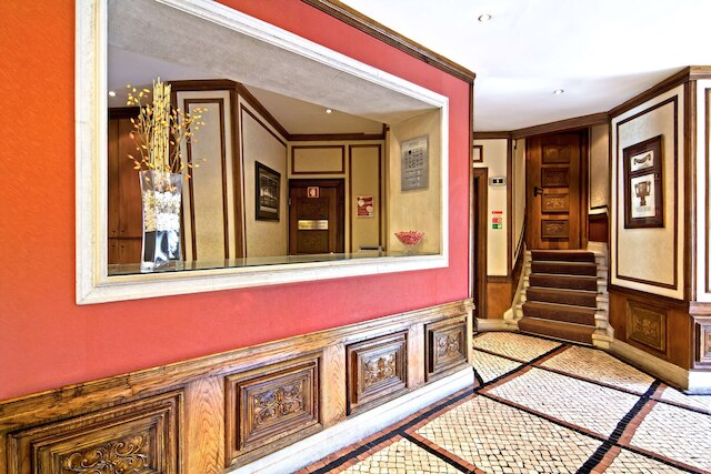 サナ レックス ホテル