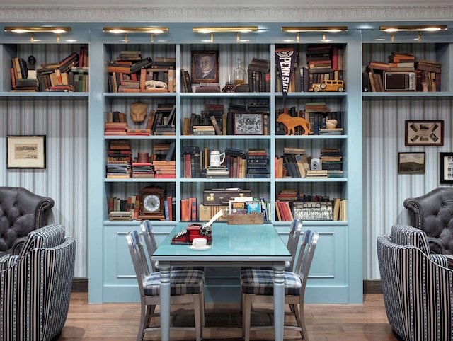 グラデュエート バイ ヒルトン ステート カレッジ