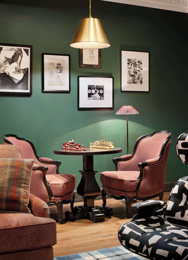 グラデュエート バイ ヒルトン ステート カレッジ