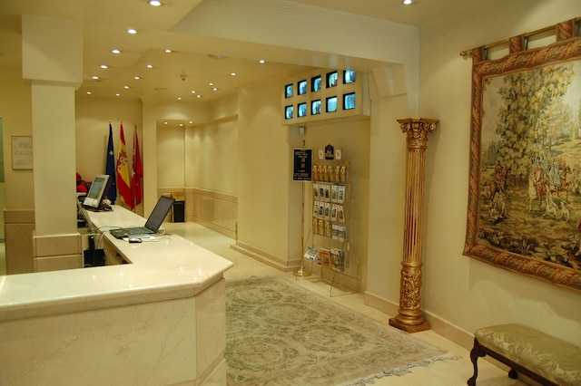 ホテル アトランティコ マドリード