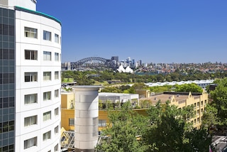 ホリデイ イン シドニー ポッツ ポイント by IHG