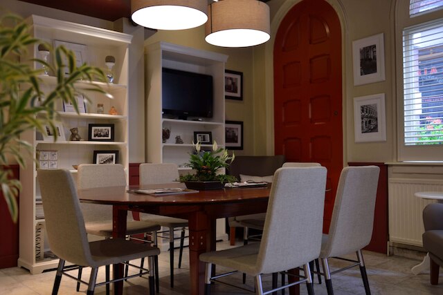 ベストウェスタン ダム スクエア イン