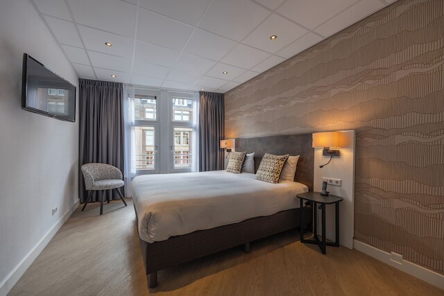 ホテル アムステルダム デ ルード レーウ