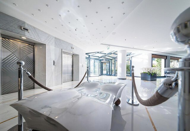 ザ ニコラウス ホテル