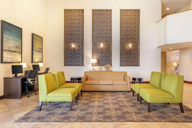 ベスト ウエスタン プラス ウエスト コビナ イン