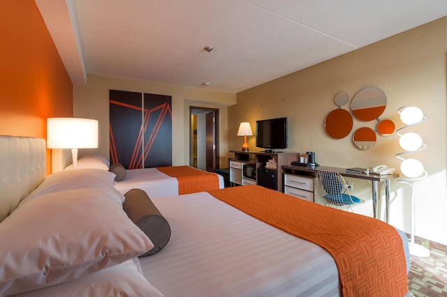 ハワード ジョンソン プラザ バイ ウィンダム バイ ザ フォールズ ナイアガラ フォールズ