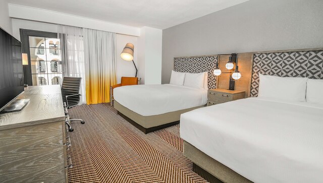 ダブルツリー バイ ヒルトン オースティン