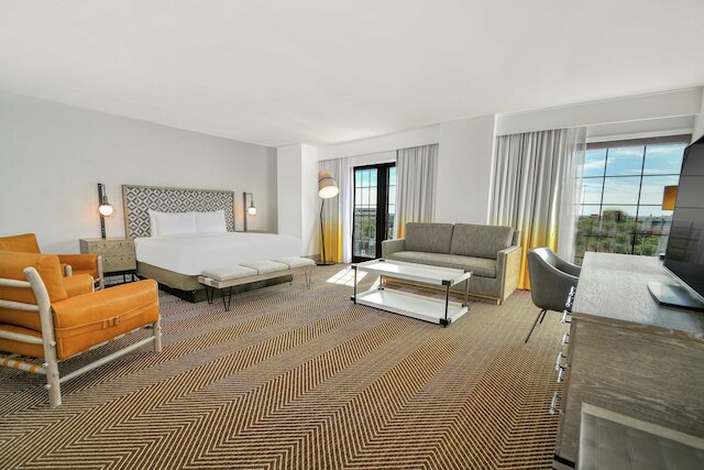 ダブルツリー バイ ヒルトン オースティン