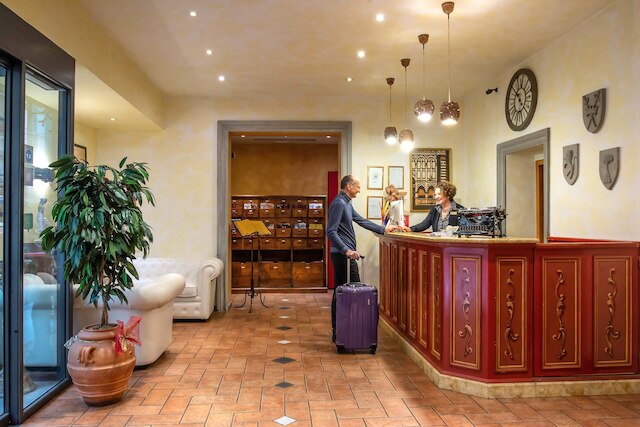 ホテルアルバパレス