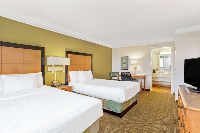 ラ キンタ イン バイ ウィンダム オーランド エアポート ウエスト