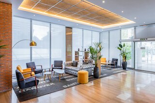 ホテル マドリード チャマルティン アフィリアテッド バイ メリア