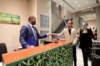 ホテル レ ジャルダン ドゥ モンマルトル