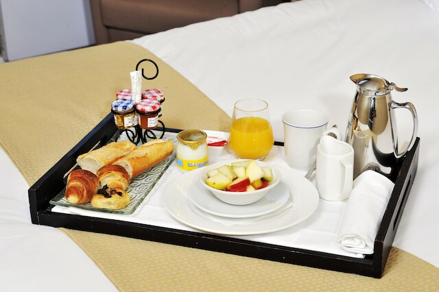 ホテル イン デザイン パリ サン＝カンタン