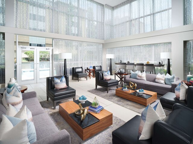 ダブルツリー バイ ヒルトン ホテル チャタヌーガ ダウンタウン