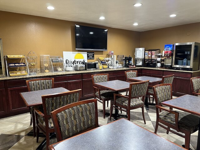 デイズ イン バイ ウィンダム メドフォード