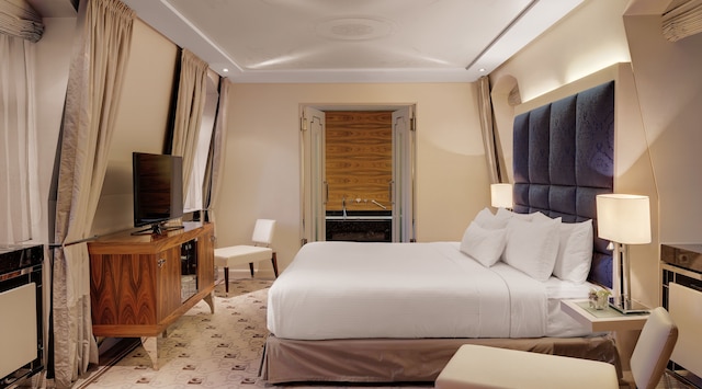 ビルダーバーグ ベルビュー ホテル ドレスデン