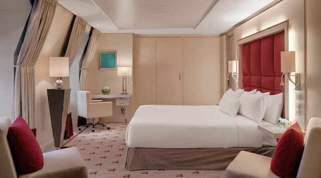 ビルダーバーグ ベルビュー ホテル ドレスデン