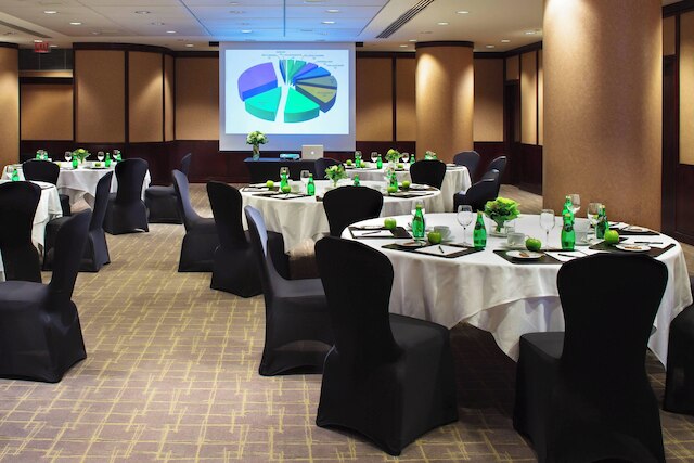 メトロポリタン ホテル バンクーバー