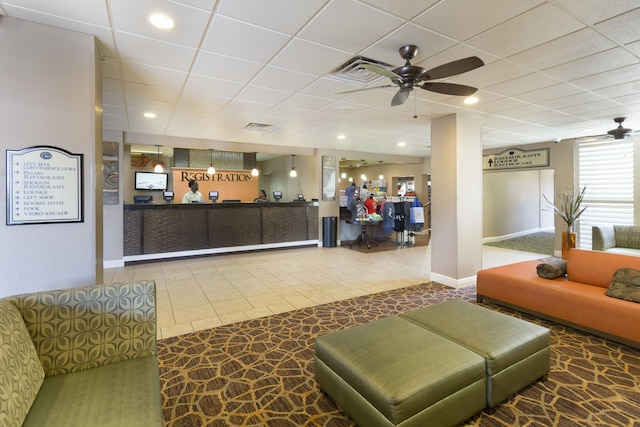 ローゼン イン、クローセスト トゥ ユニバーサル