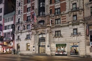 ザ ホテル @ フィフス アベニュー