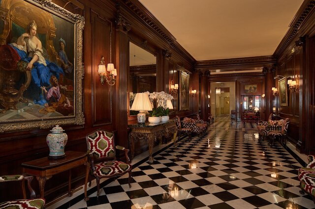 ホテル ラファエル