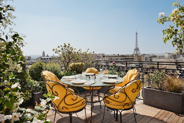 ホテル ラファエル