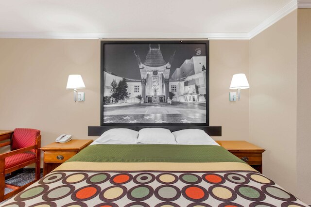 スーパー 8 バイ ウィンダム ロサンゼルス ダウンタウン