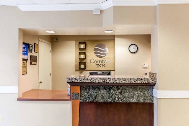 コンフォート イン ペンタゴン シティ