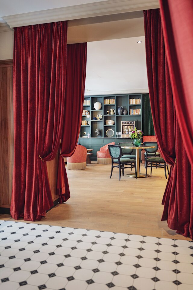 メゾン オルフェ