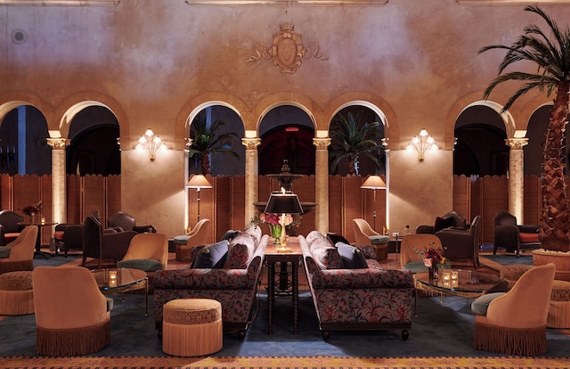 ザ ハリウッド ルーズベルト