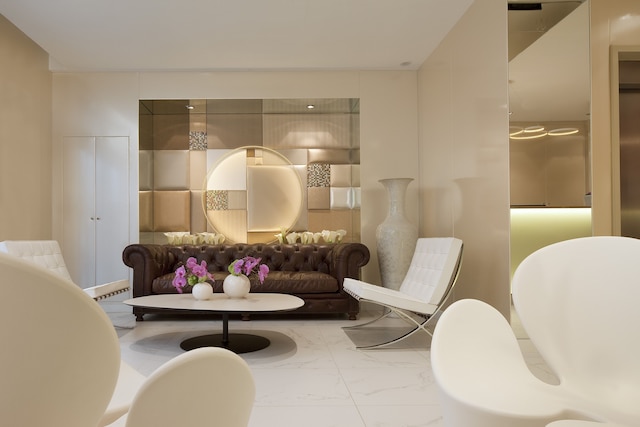 7 エッフェル バイ マローン