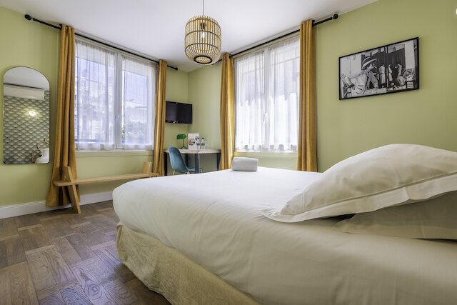 オテル コスモポリタン