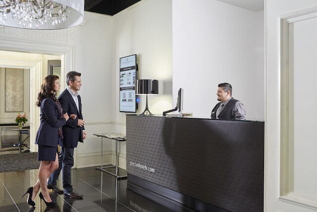 ザ クイーンズ ゲート ホテル