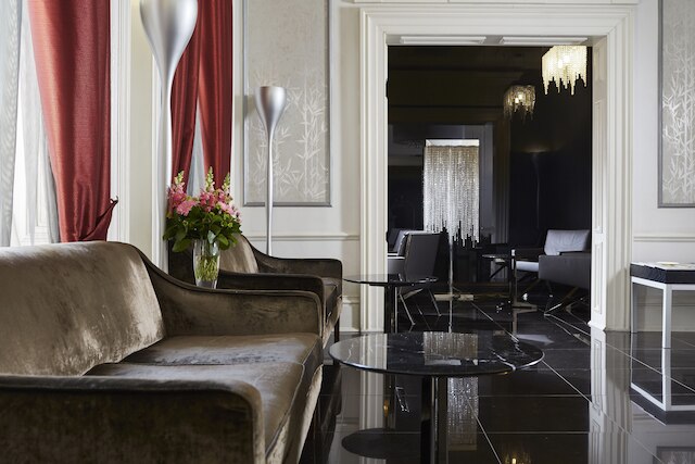 ザ クイーンズ ゲート ホテル